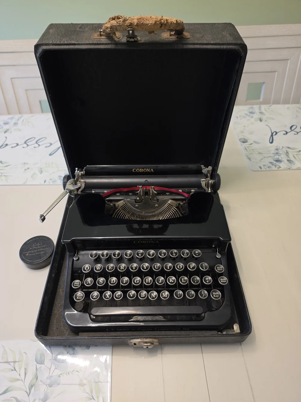 1930's Vintage Corona Standard Typewriter with Case